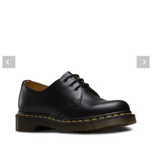 Doc Martens 1461 Smooth (size 8)